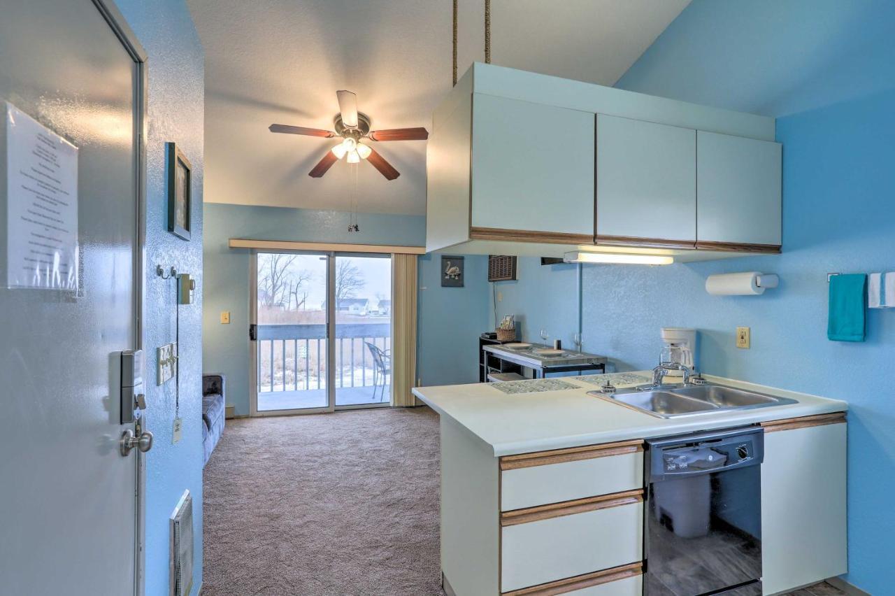 Condo With Balcony, Dock And Access To Lake Erie Sand Beach Exteriér fotografie